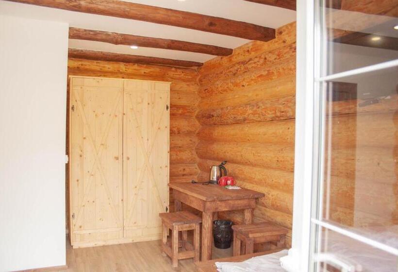 Номер Стандарт Трехместный, Greenwood