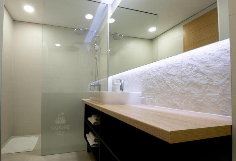 اتاق لوکس با چشمانداز دریا, Vapore