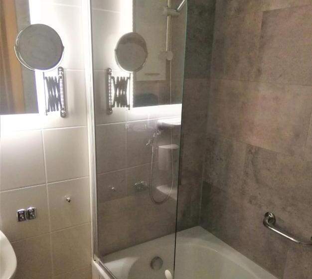 バルコニー付きシングルスタンダードルーム, Landhotel Waldschlößchen Mit Gaststube