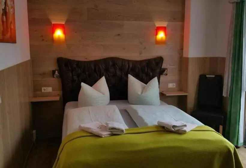 バルコニー付きスタンダードルーム, Landhotel Waldschlößchen Mit Gaststube