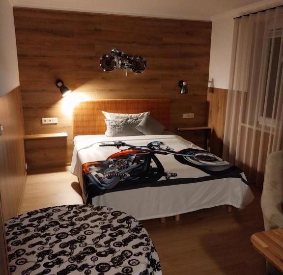 Номер Стандарт с Балконом, Landhotel Waldschlößchen Mit Gaststube
