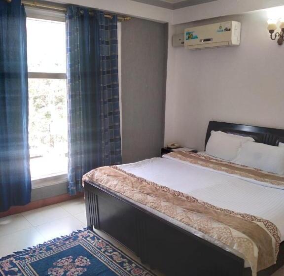 Номер Deluxe, Mashoo Resorts , Bhuntar