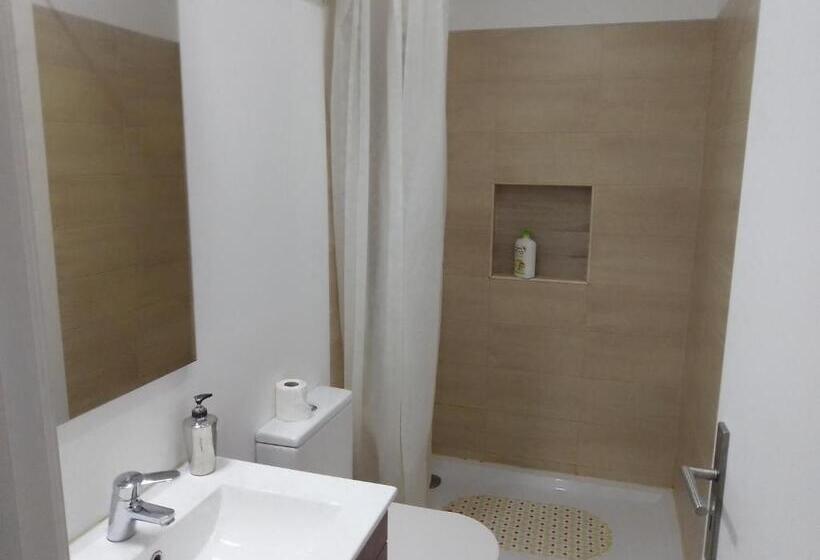 スタンダードトリプルルーム, Guesthouse Marialva Park