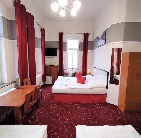 家庭间, Sherwood Hotel Vojkovice Nad Ohří