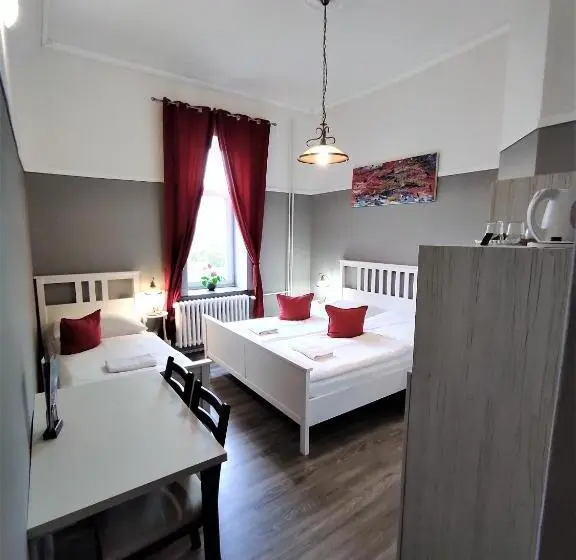 スタンダードトリプルルーム, Sherwood Hotel Vojkovice Nad Ohří