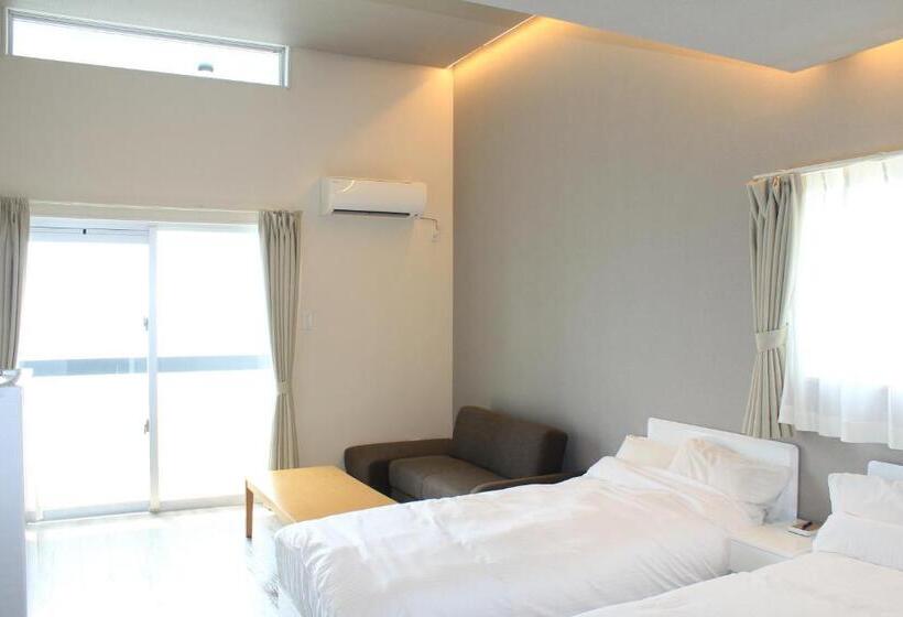 Pokój Rodzinny, Gate Inn Nago