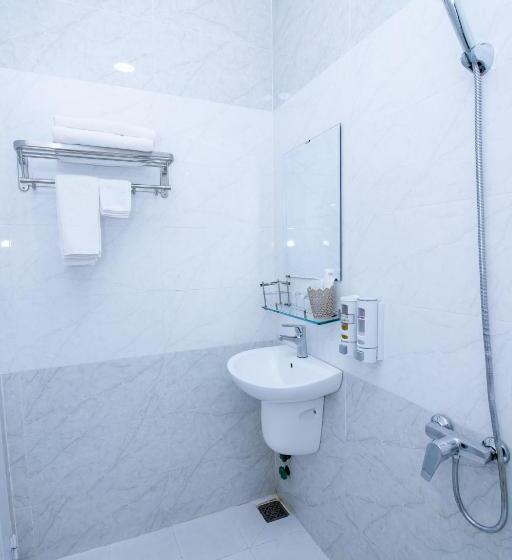 اتاق استاندارد با تخت بزرگ, Anh Thảo Hotel Quy Nhơn