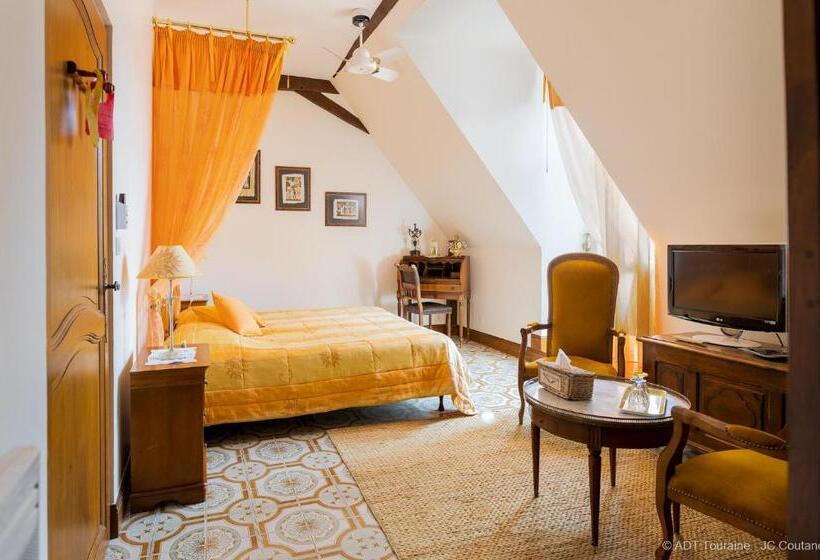 デラックスルーム, Le Vieux Château De Hommes