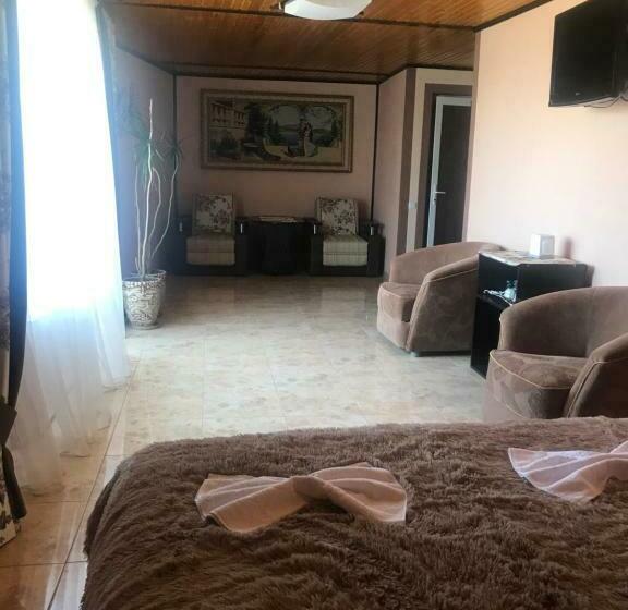 Suite mit Balkon, пані анна