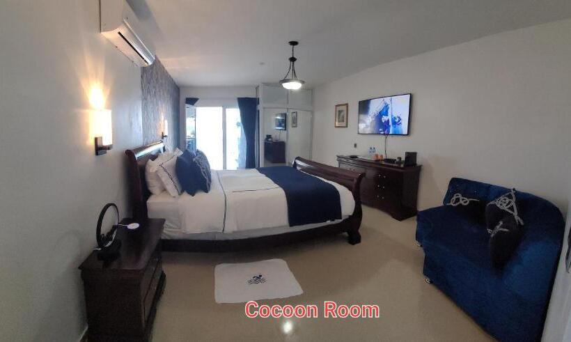 اتاق لوکس با بالکن و چشمانداز دریا, Casaenjoysamana