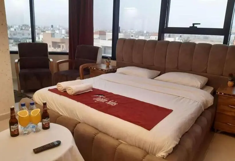 اتاق استاندارد, Dolphin Suites
