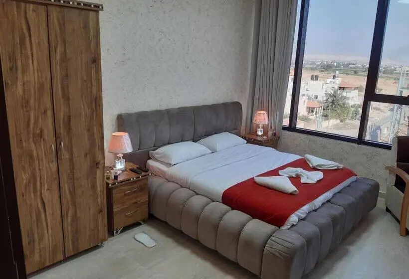 آپارتمان 2 خوابه, Dolphin Suites