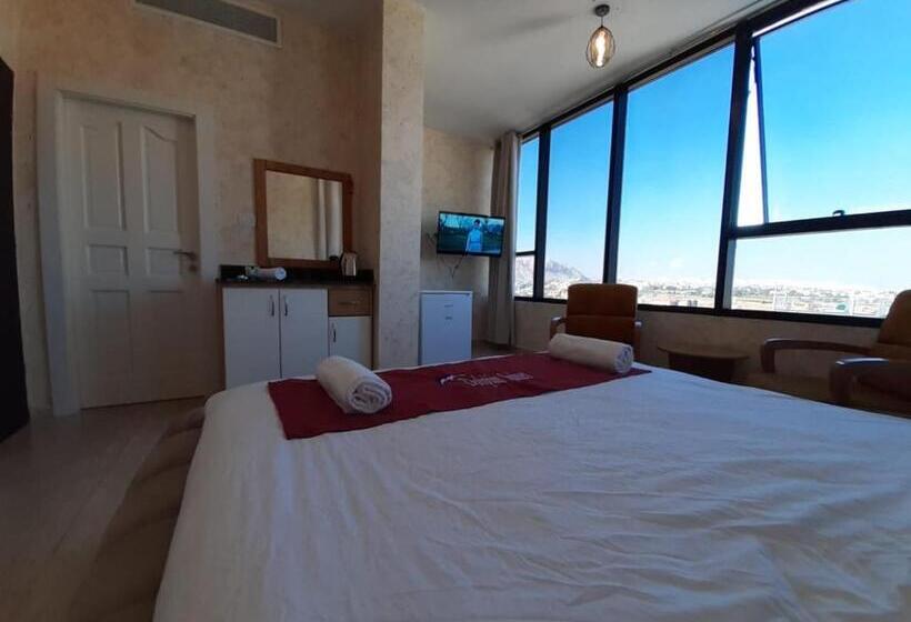 آپارتمان 2 خوابه, Dolphin Suites