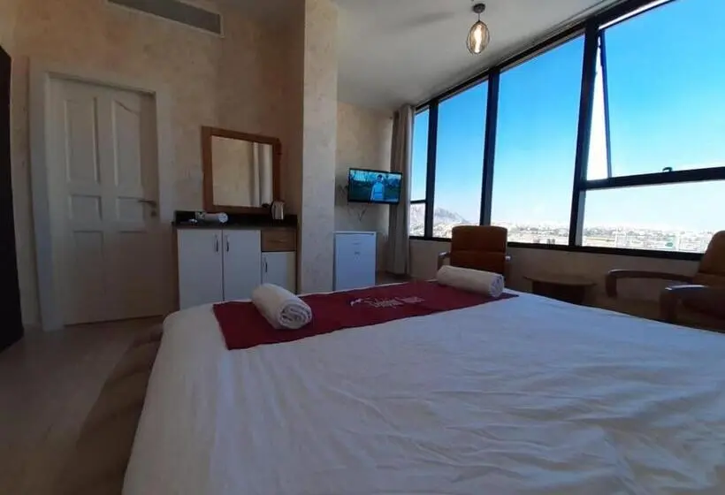 آپارتمان 2 خوابه, Dolphin Suites
