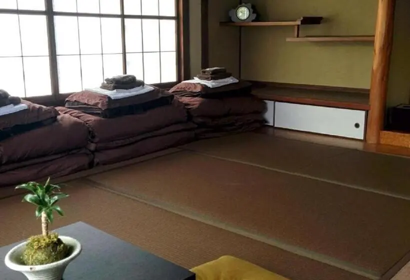 Standard Neljän Hengen Huone, ゲストハウス尾道ポポー Guesthouse Onomichi Pawpaw