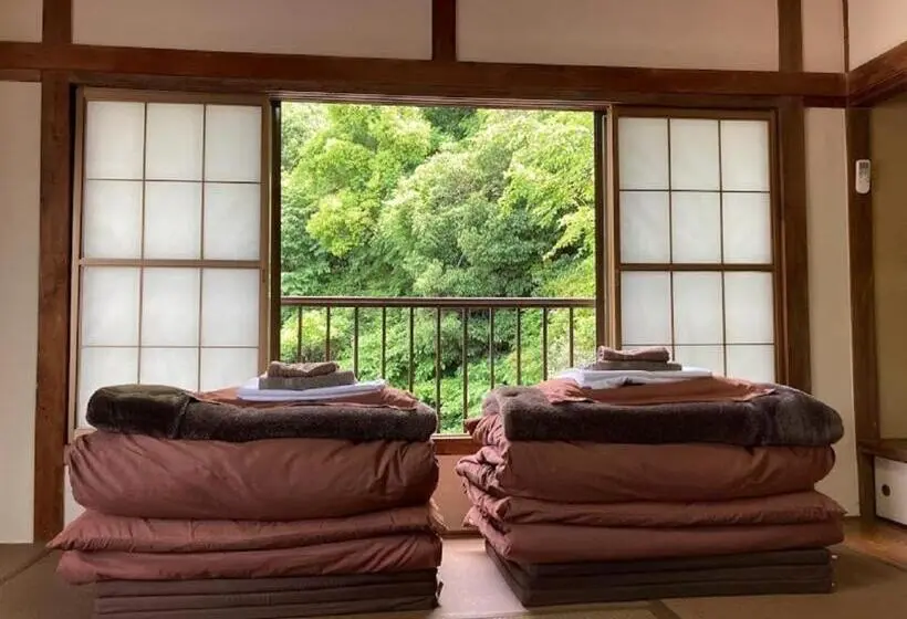 Standard Neljän Hengen Huone, ゲストハウス尾道ポポー Guesthouse Onomichi Pawpaw
