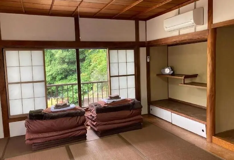 Standard Neljän Hengen Huone, ゲストハウス尾道ポポー Guesthouse Onomichi Pawpaw
