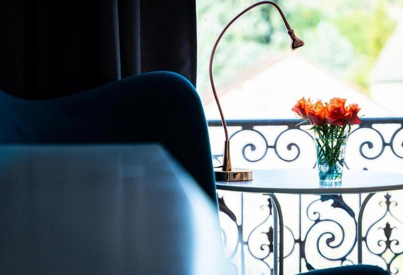 디럭스 룸 킹사이즈 침대, Le 49 Côté Parc & Spa