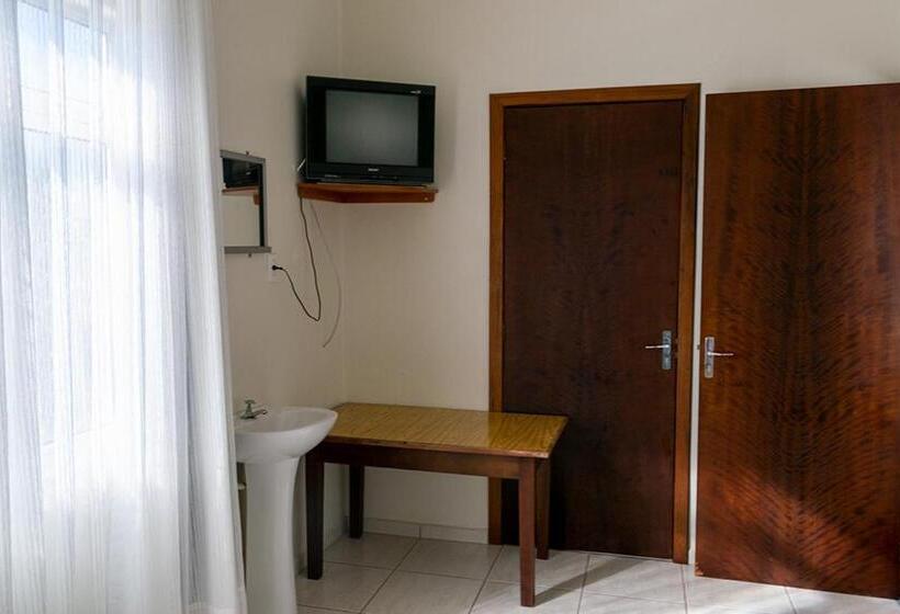 Familienzimmer, Taió