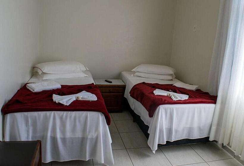 Familienzimmer, Taió