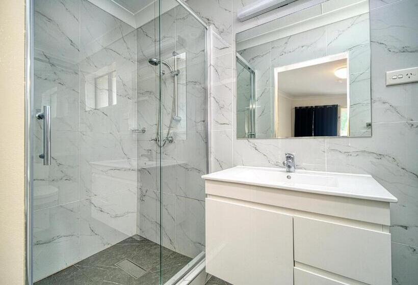 חדר משפחתי, Kandos Fairways Motel