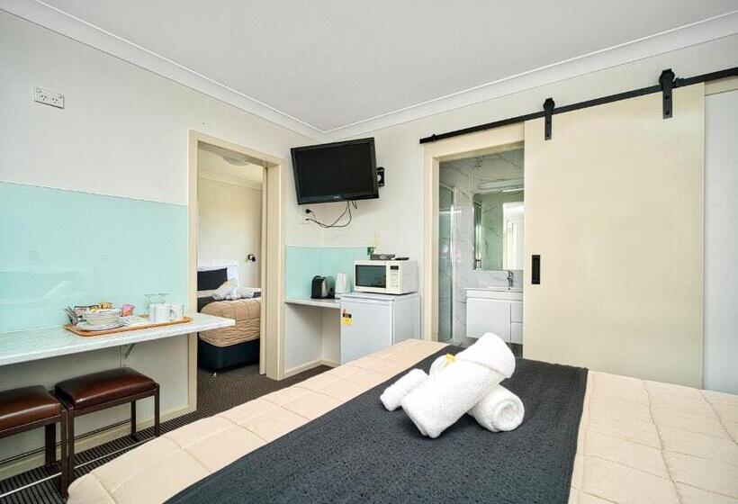 חדר משפחתי, Kandos Fairways Motel