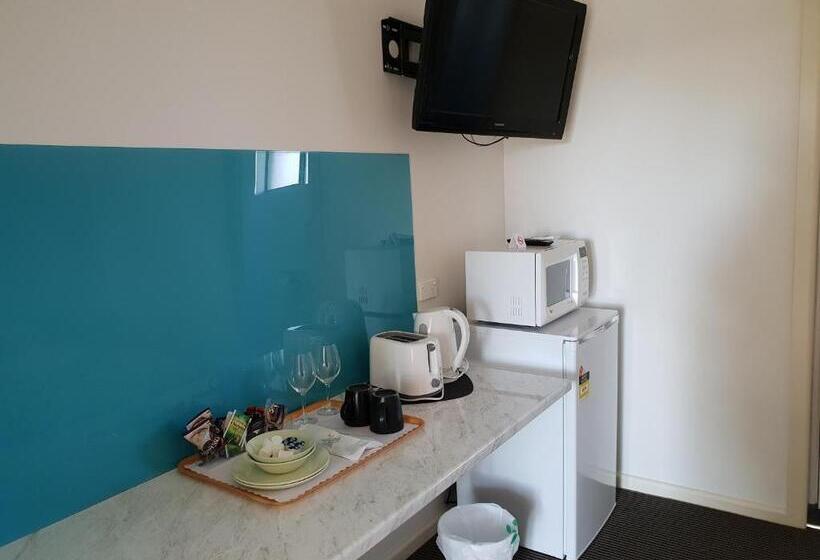 חדר משפחתי, Kandos Fairways Motel