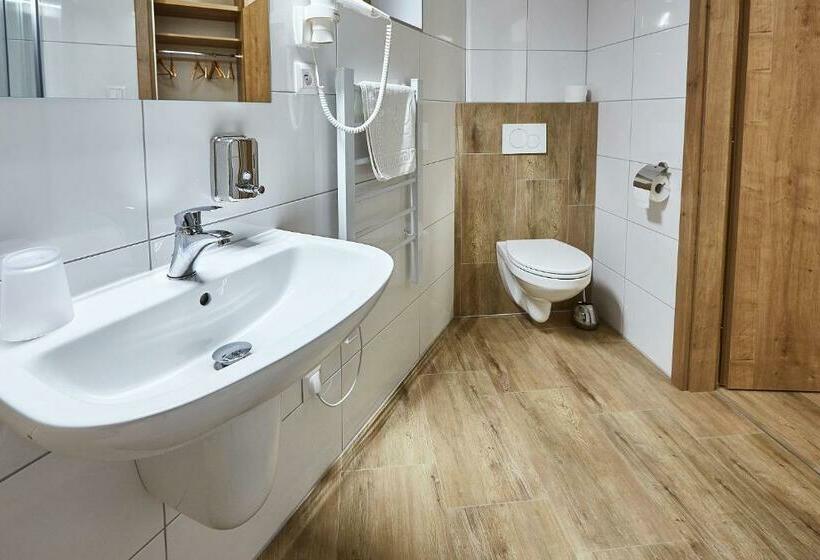 חדר סופריור לארבעה, Penzion U Zámku