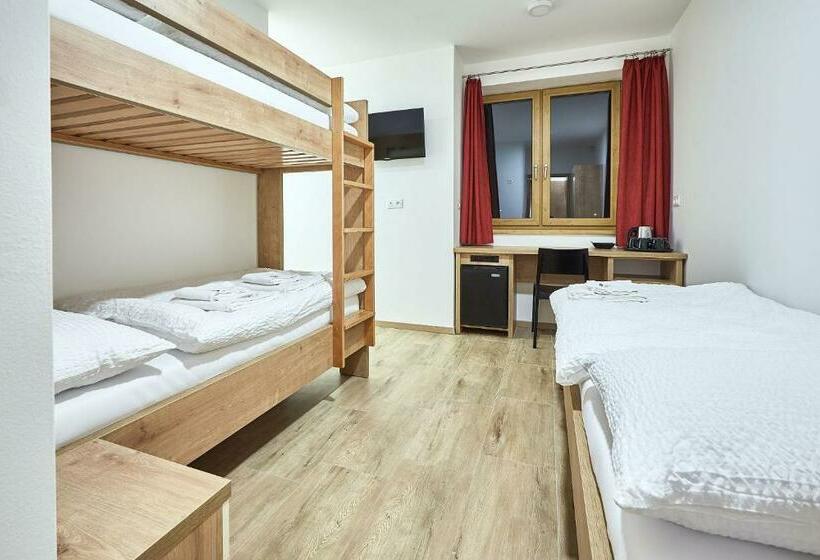 חדר משפתחתי סופריור, Penzion U Zámku