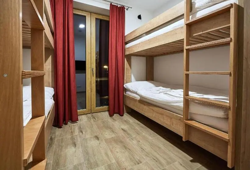 デラックスの４人部屋, Penzion U Zámku