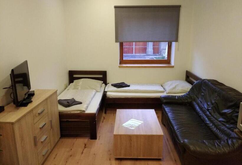 低层单卧公寓, Ubytování V Soukromí Opolany U Poděbrad