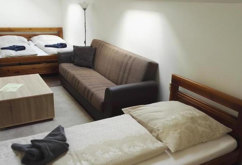 家庭间, Ubytování V Soukromí Opolany U Poděbrad