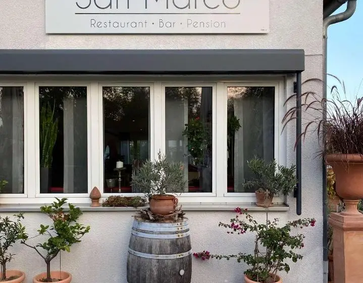エコノミールーム, Restaurant San Marco