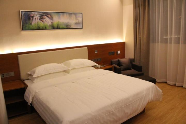 Номер Superior, Thank Inn Plus Hotel Fengxian Xidu