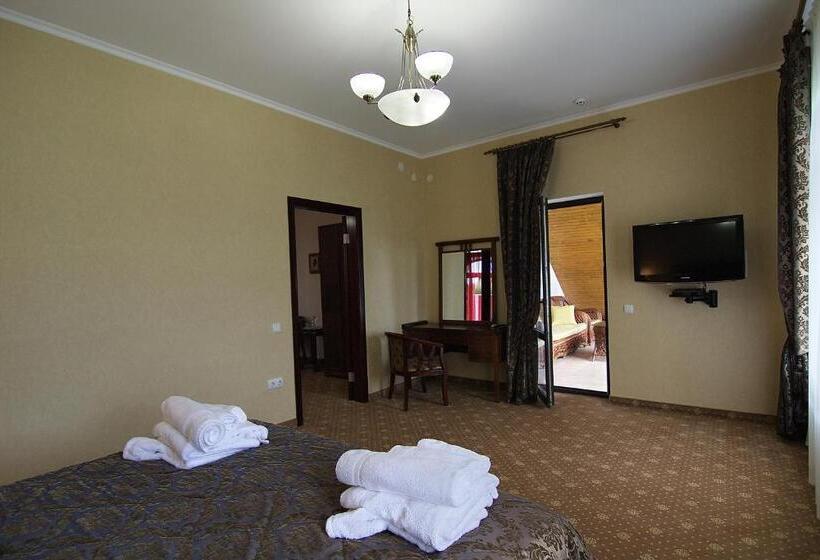 带阳台套房, Villa Grand