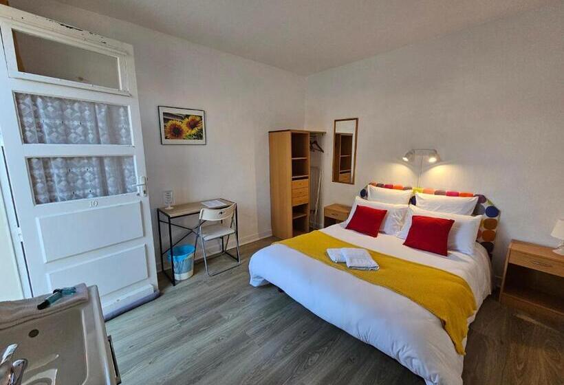 Номер Стандарт, Hôtel Au Bon Landais