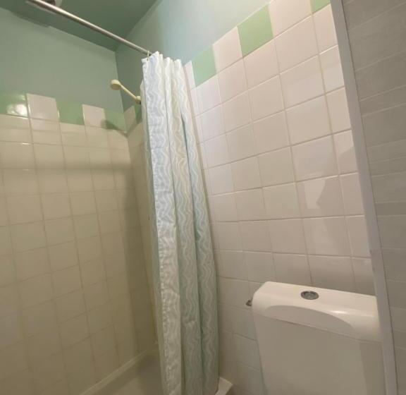 Номер Стандарт, Hôtel Au Bon Landais