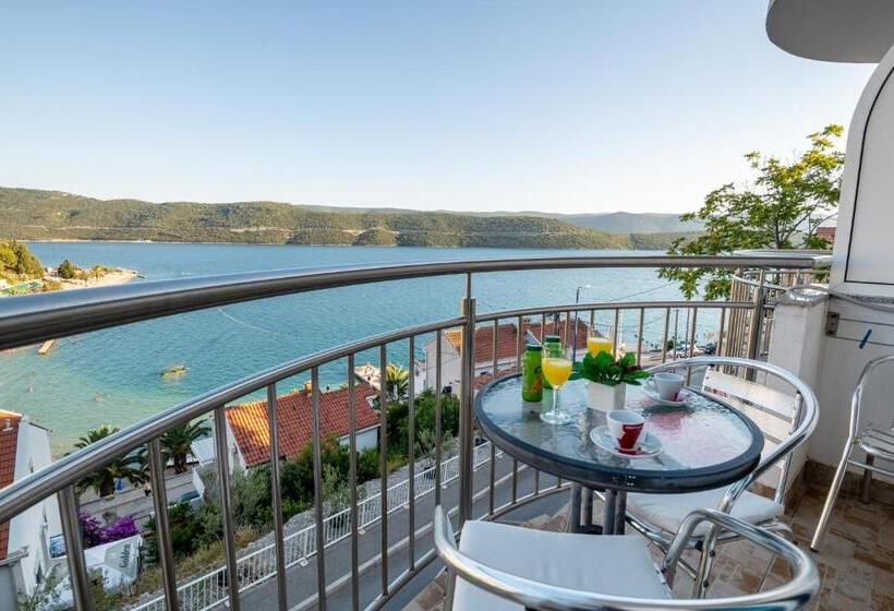 اتاق استاندارد با چشمانداز دریا, Motel Jadranka