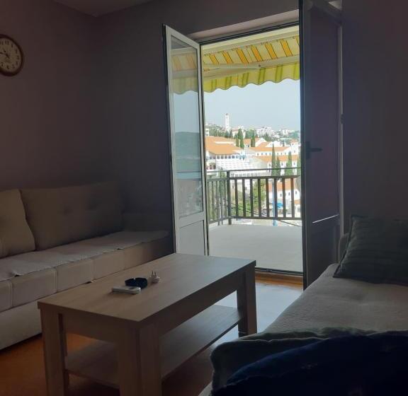 اتاق دوبلکس, Motel Jadranka