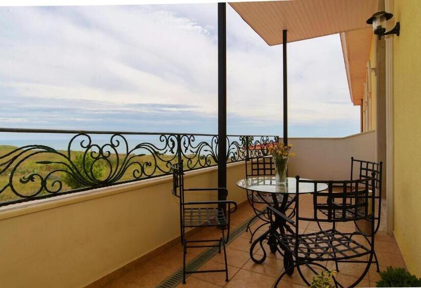 Номер Deluxe Вид на Море Боковой, Complex Villas Kaliakra & Gradina