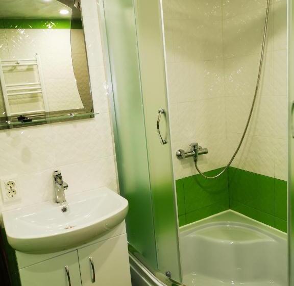 خانه 1 خوابه, Ilkova Sadyba