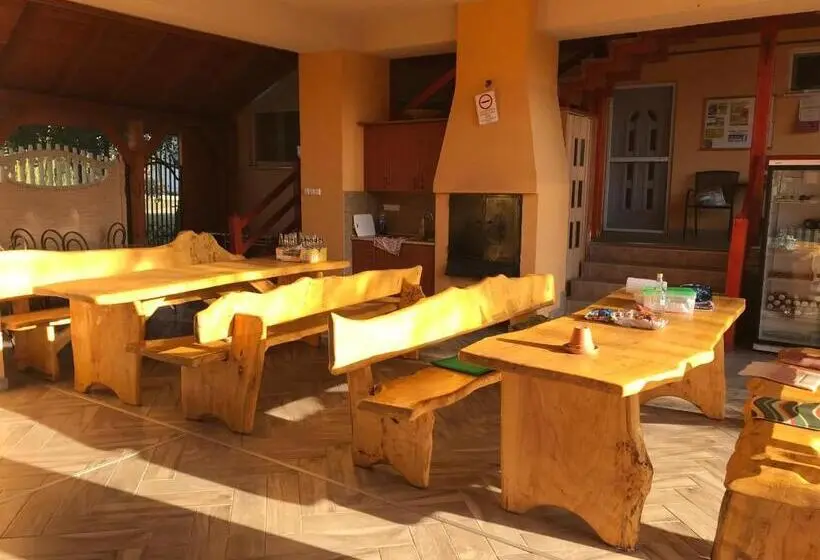 ４ベッドルームクラシックタイプ, Tó  Party Panoráma Panzió & Wellness