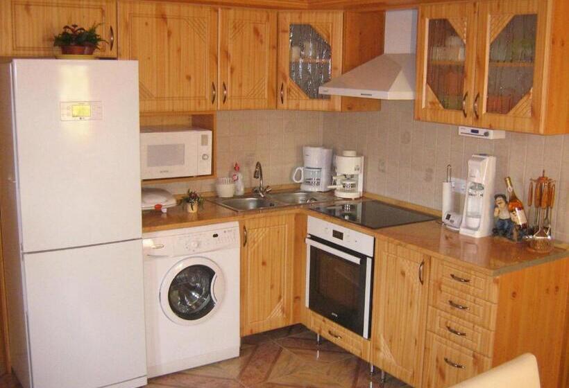 １ベッドルームアパートメント, Tó  Party Panoráma Panzió & Wellness