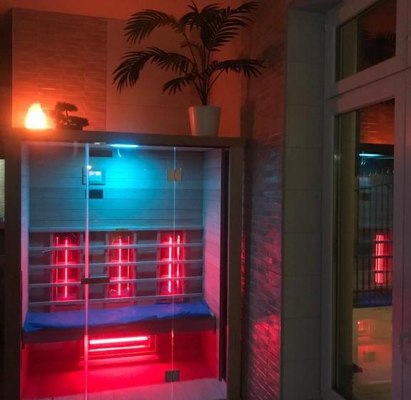 デラックスルーム, Tó  Party Panoráma Panzió & Wellness