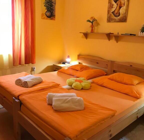 デラックスルーム, Tó  Party Panoráma Panzió & Wellness