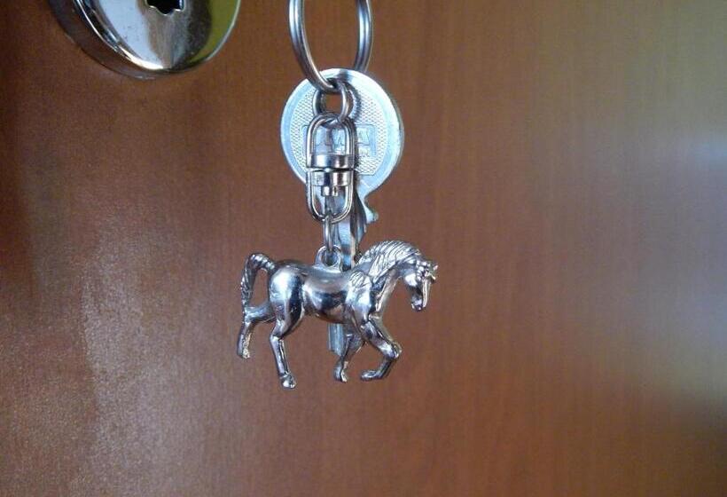 غرفة قياسية, Erdei Vendégház