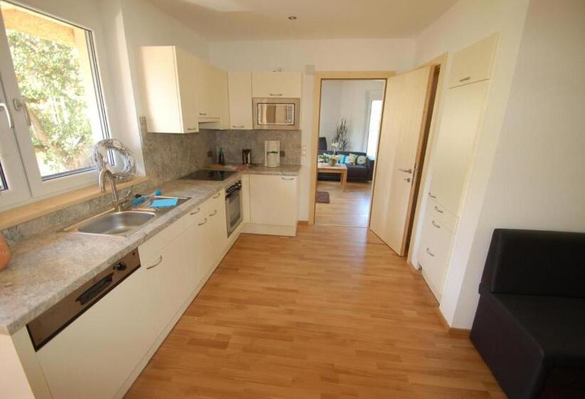 带1个卧室的带阳台的公寓, Pension Unterhof