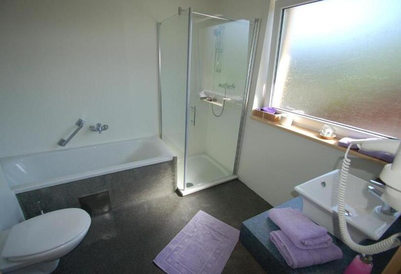 带1个卧室的带阳台的公寓, Pension Unterhof