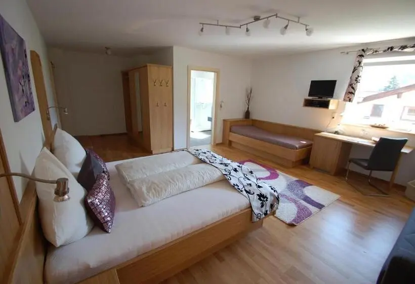 スタンダード4人部屋, Pension Unterhof