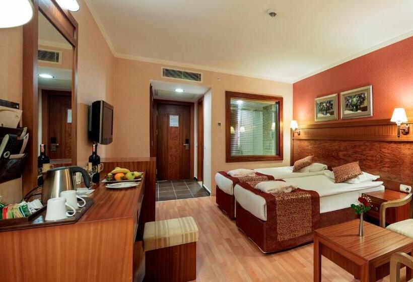 Номер Стандарт Вид на Сад, Alba Royal Hotel   Ultra All Inclusive  Adults Only